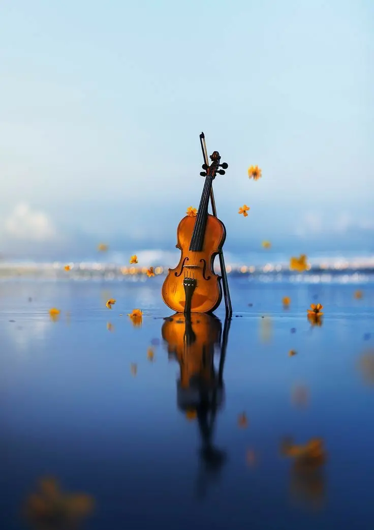 Violin Background with Blue Texture - Perfect for Mobile Devices