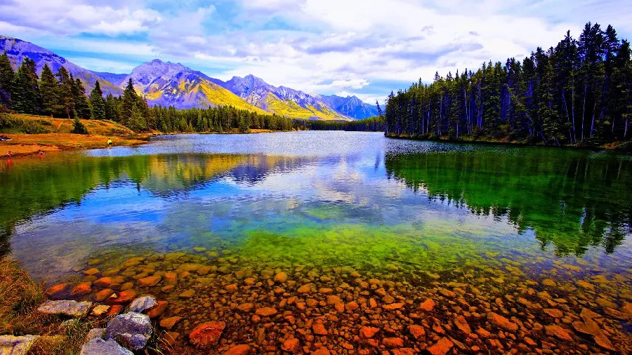 Lake Louise Banff Park Photo