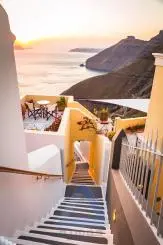 Image of a House in Santorini