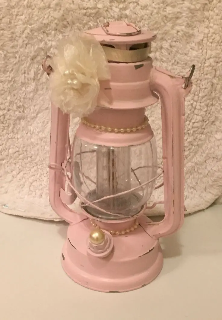 Download 8K Lantern and Flower Profile Picture for Social Media
