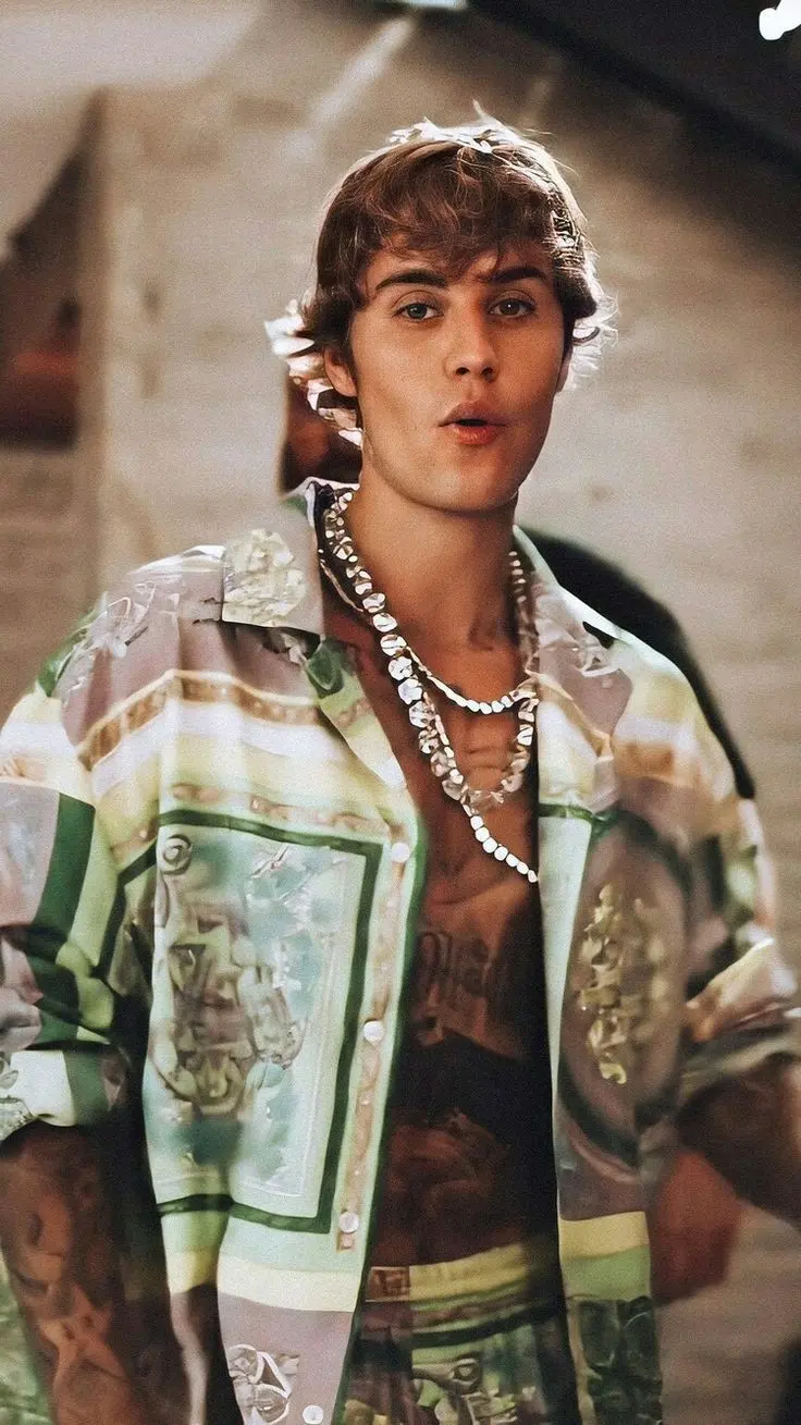 Download Justin Bieber Wealth High-Quality Images
