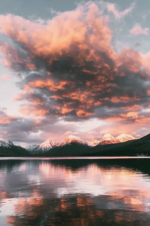 Download Wallpaper Pink Clouds Reflection In Lake Water