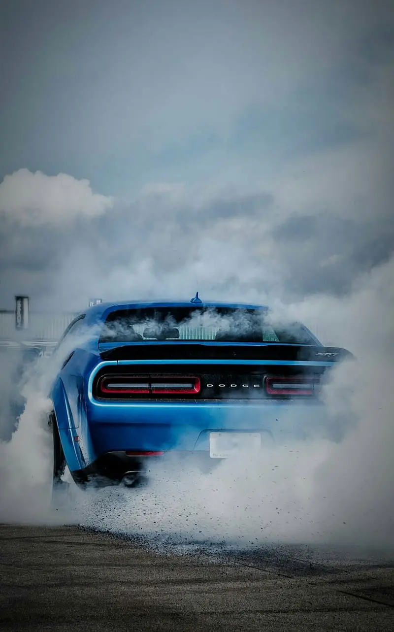 Challenger Car Photo
