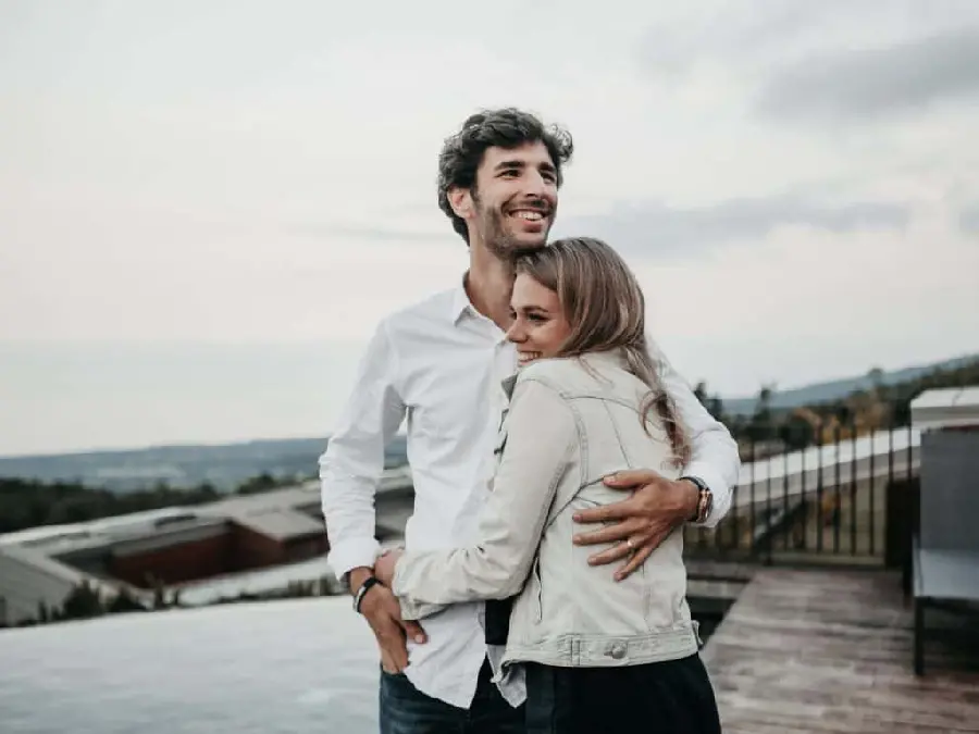 Romantic Hug Pose Idea