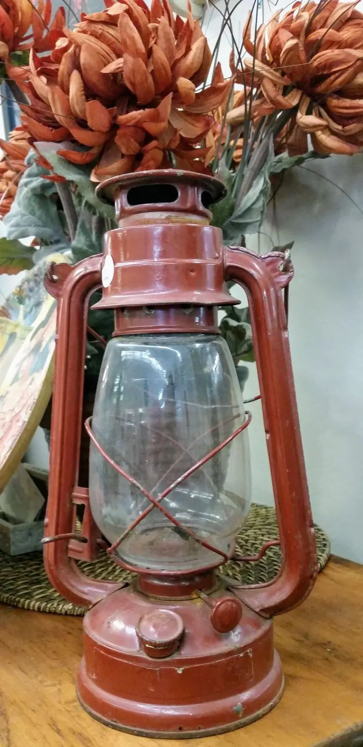 Download Colorful Antique Lantern Photo for Instagram Profile