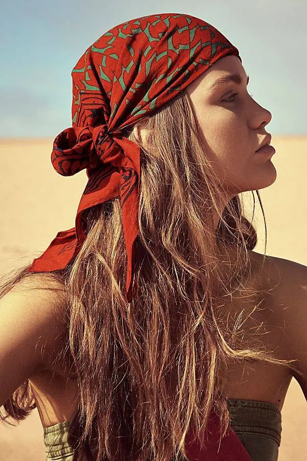 Photo of Unique Style with Small Scarves