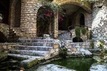 Underground City of Kariz in Kish Island - Historical Site