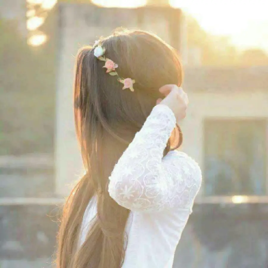 Stylish Girl Profile Pictures