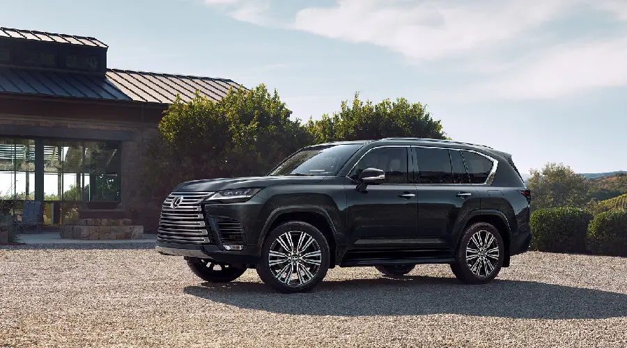 New Lexus LX600 Wallpaper