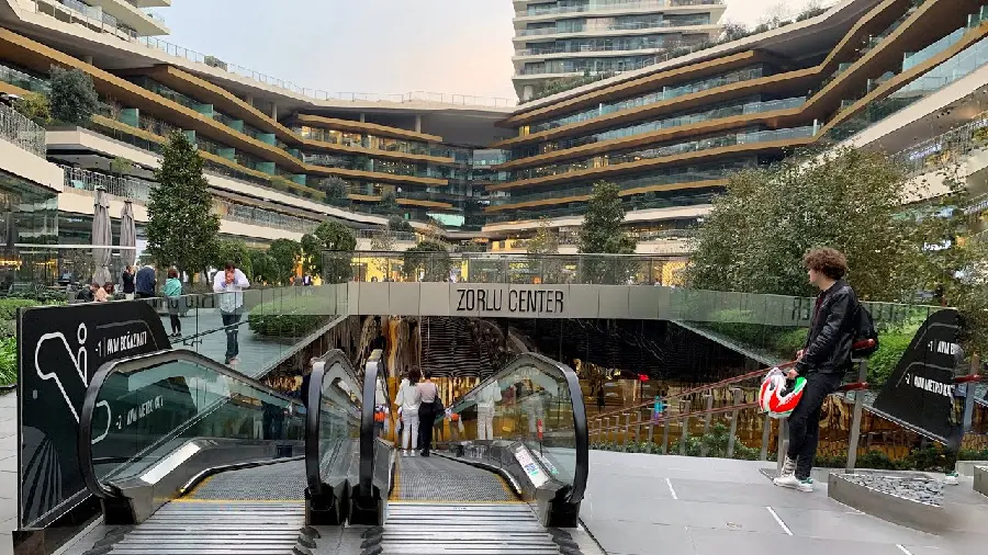 Image of Zorlu Center Shopping Mall in Turkey
