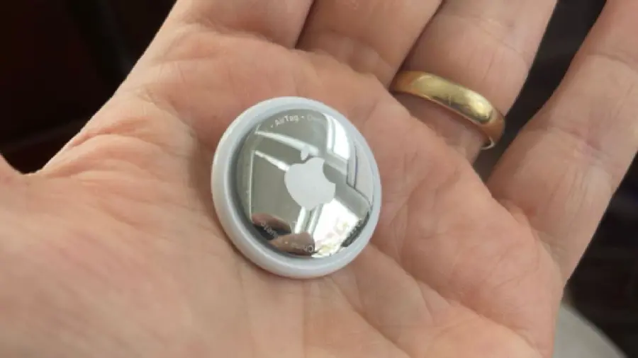 Size of Apple's New AirTag