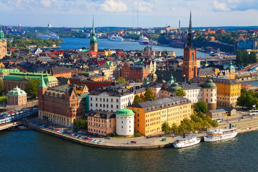 Migrating to Sweden and Living There