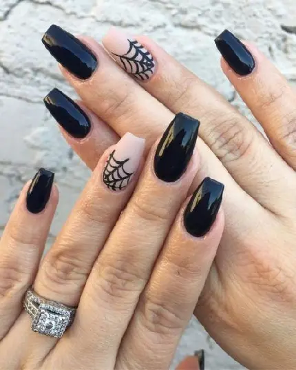 Simple Halloween Nail Art Design - Spooky and Easy