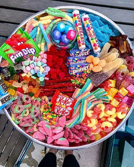 Download Image of Snack Tray with Gummies