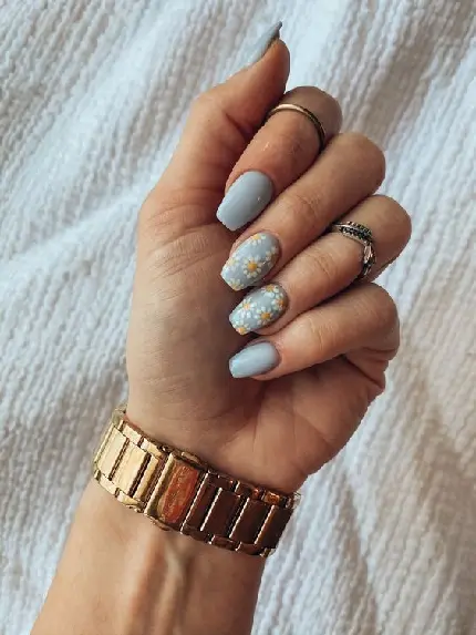 Summer Nail Design with Flower Pattern
