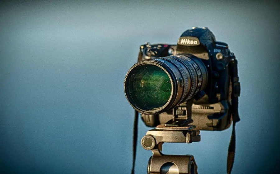 Attractive Profile Photo of Tripod Camera