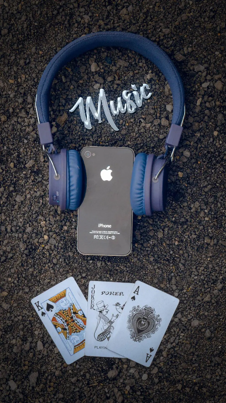Minimal Headphones Background for Mobile