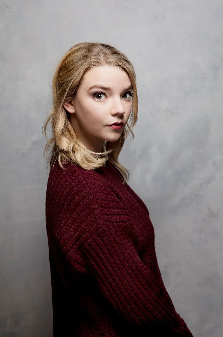 Anya Taylor Joy Samsung Phone Wallpaper