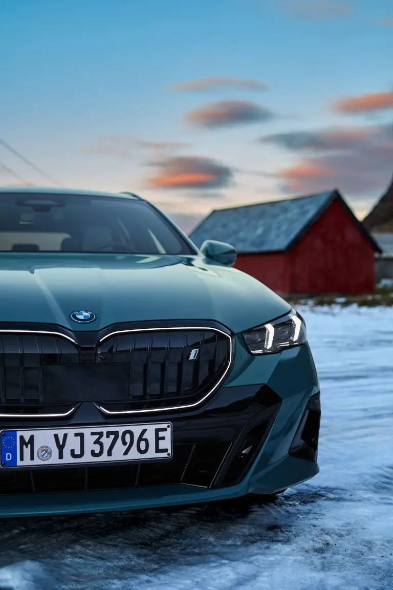 BMW 4K wallpaper new BMW M4 CS 2025