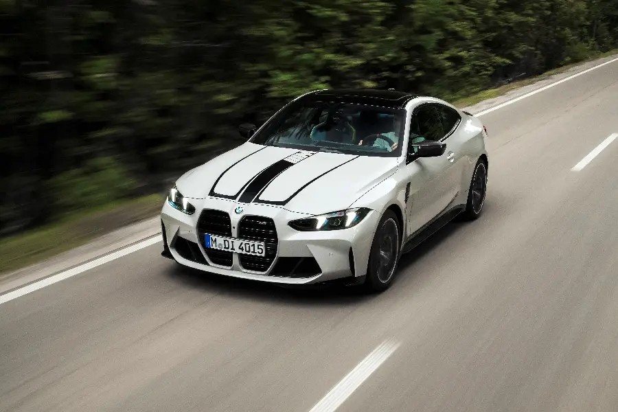 2025 BMW M4 CS Photos from Different Angles