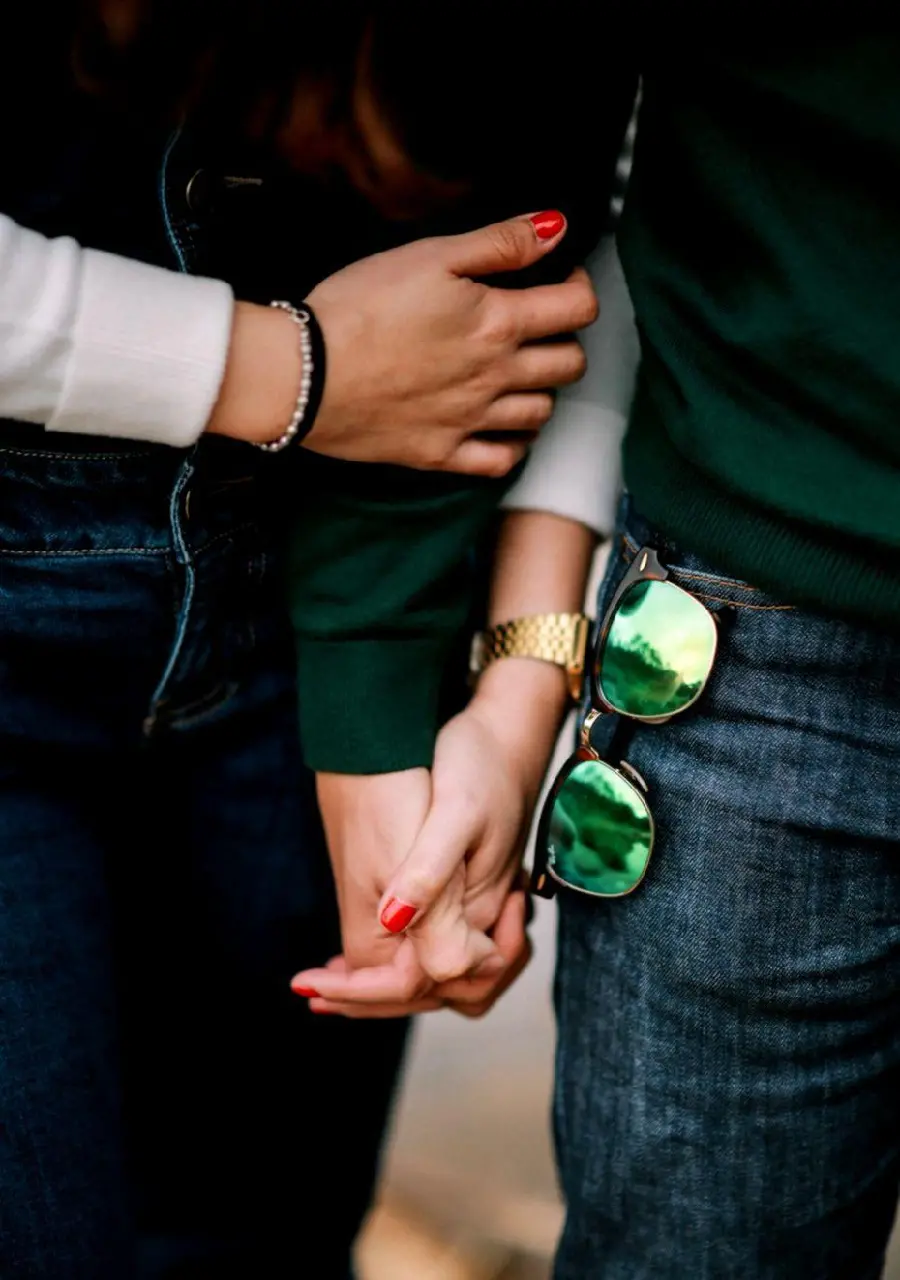 Hand in hand photo for being together, living together