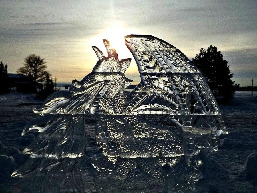 Ice sculpture