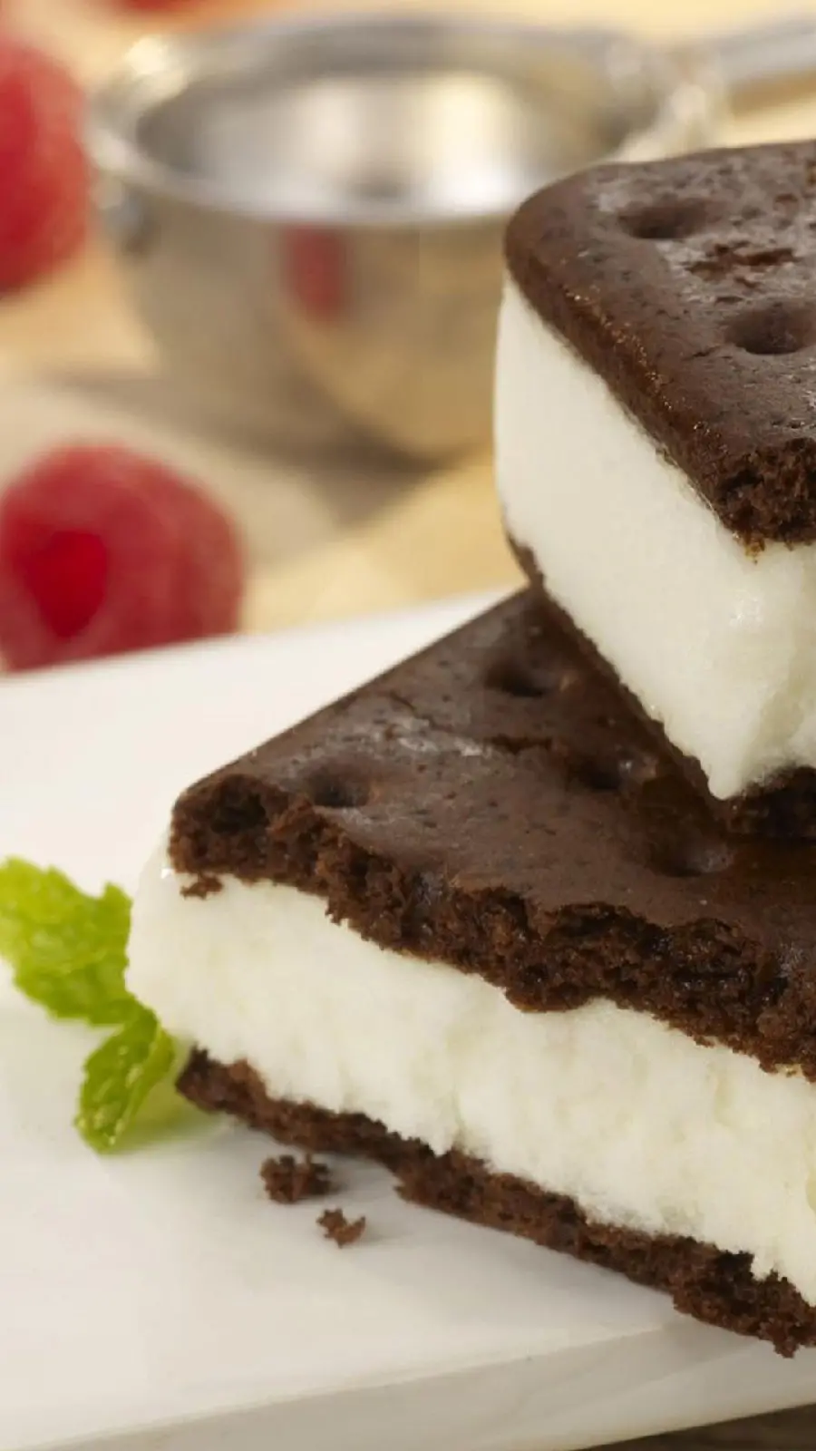 Download wallpaper of chocolate desserts for smartphones