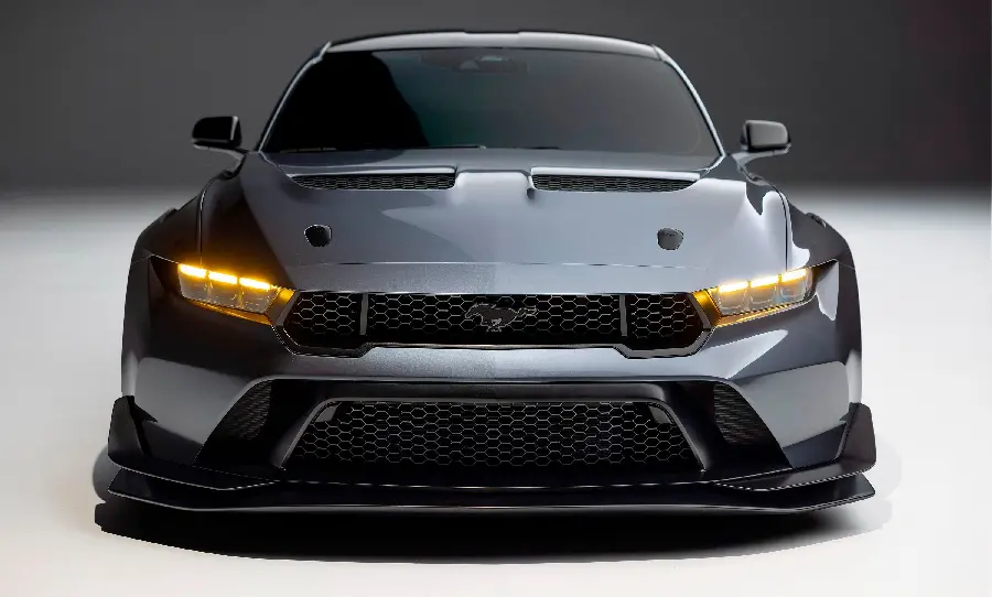 Download Mustang 2025 Photos