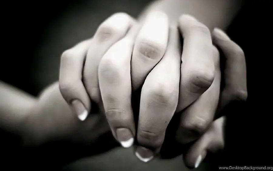 Download background and background suitable for couples Hands of Love