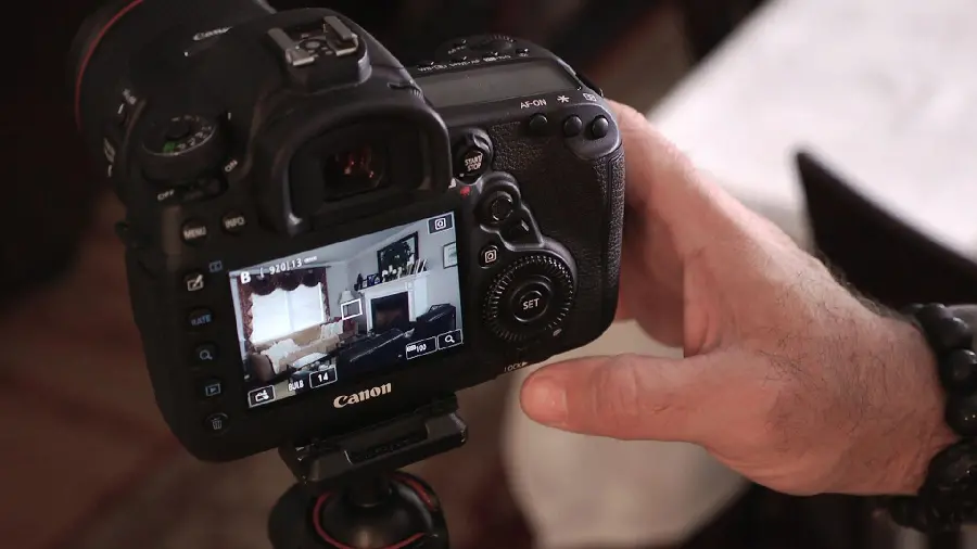Attractive Digital Camera Photo for Personal Profile