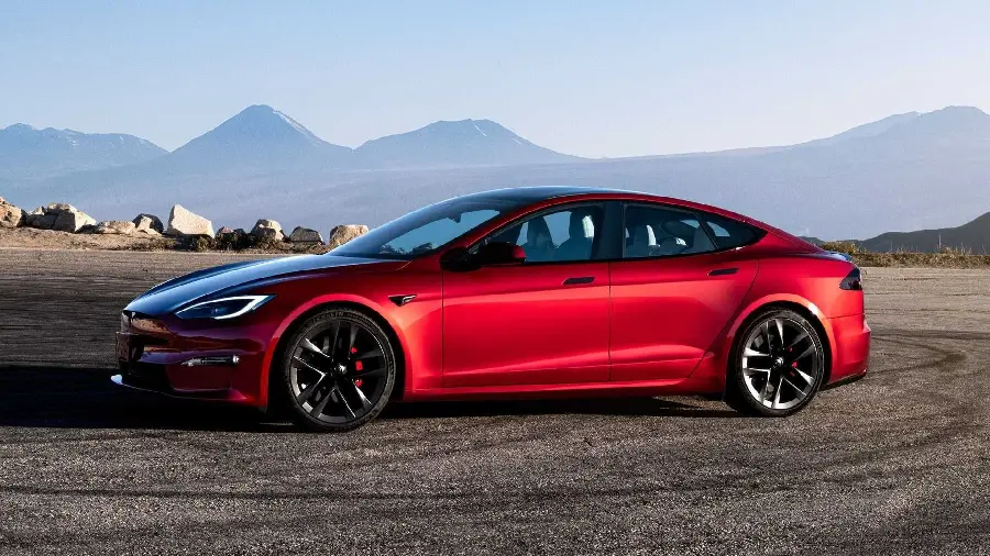 New Tesla Pictures