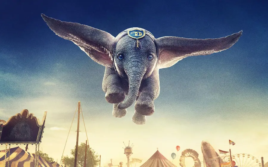 Elephant with big ears flying cartoon from Little Elephant animation