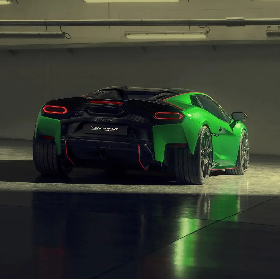 Lamborghini free download high quality wallpapers