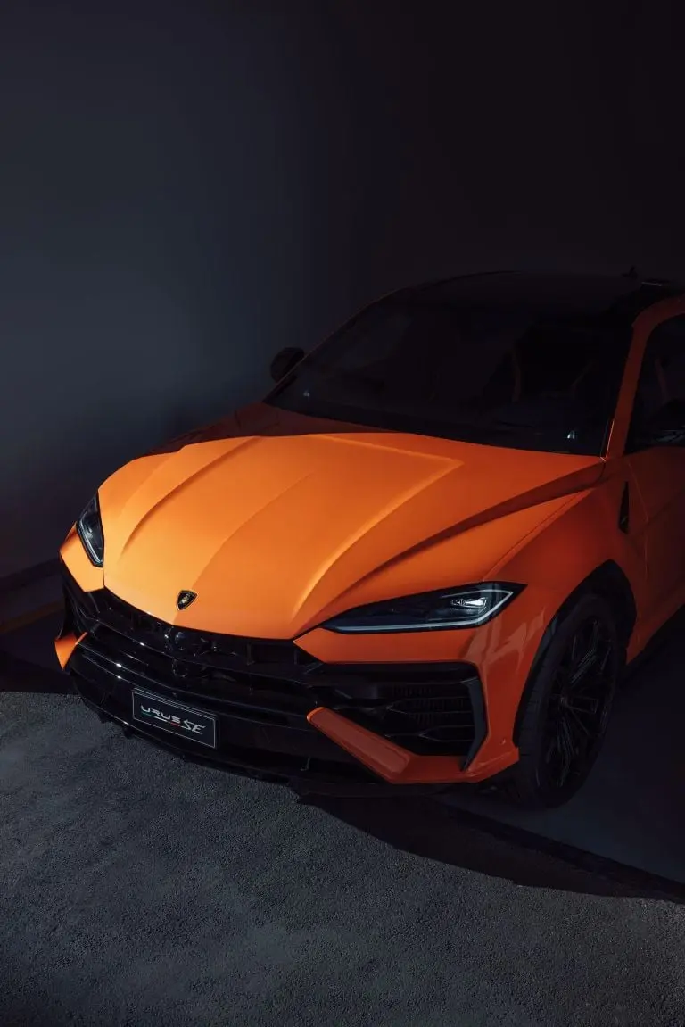 Lamborghini photos sport and luxury profiles