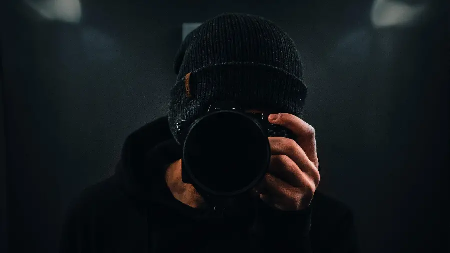 Artistic View of Professional Cameras for ProfaYel