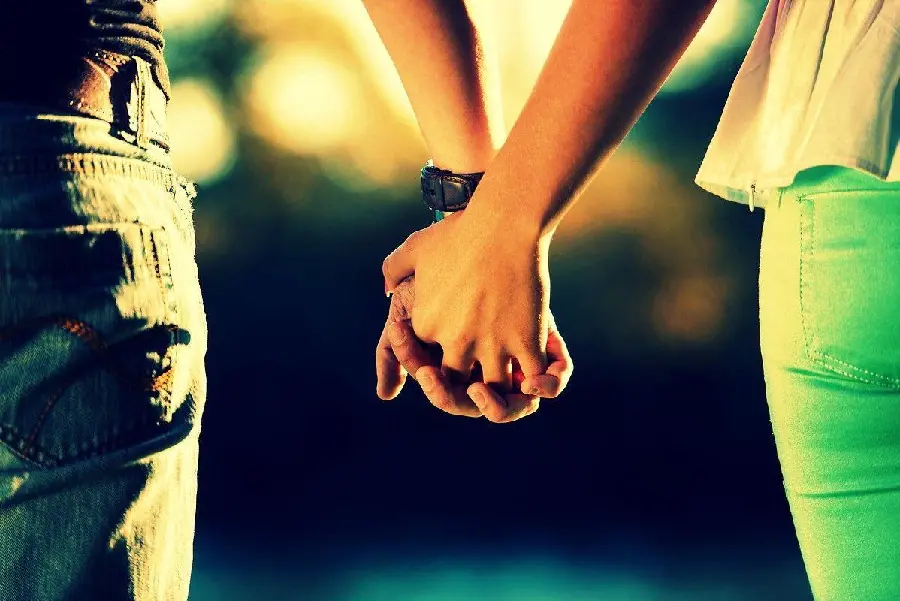 Attractive and beautiful wallpaper of a loving couple for background and wallpaper