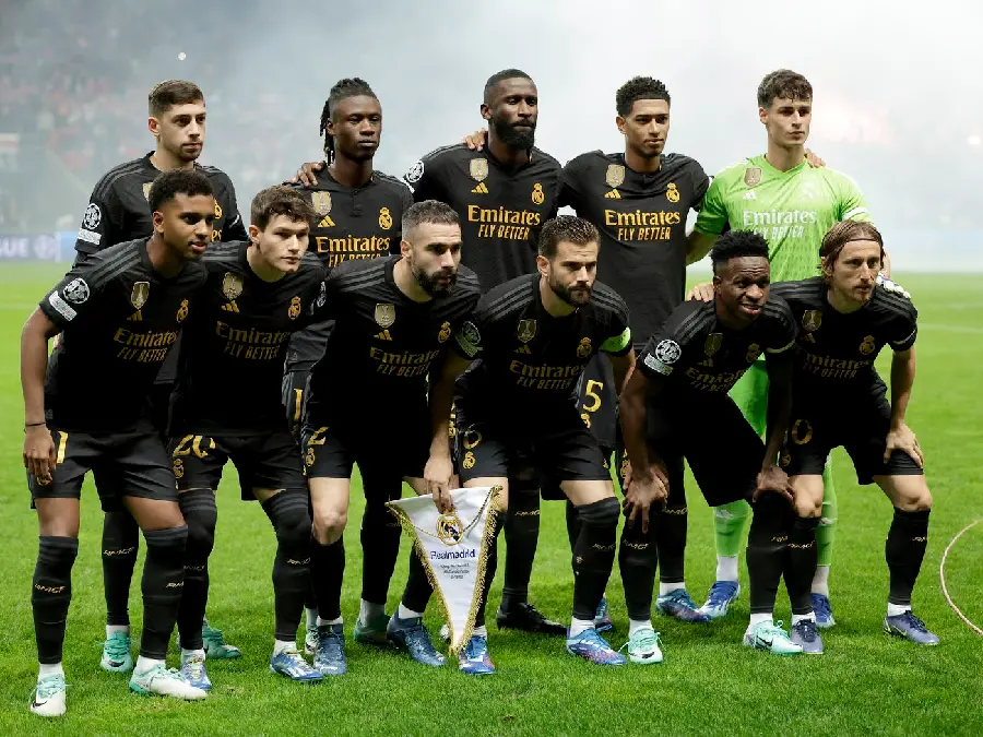 Real Madrid 2024 and 2025 team images suitable for desktop wallpaper