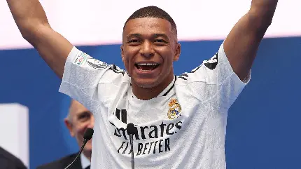 Kylian Mbappe's first photo at Real Madrid