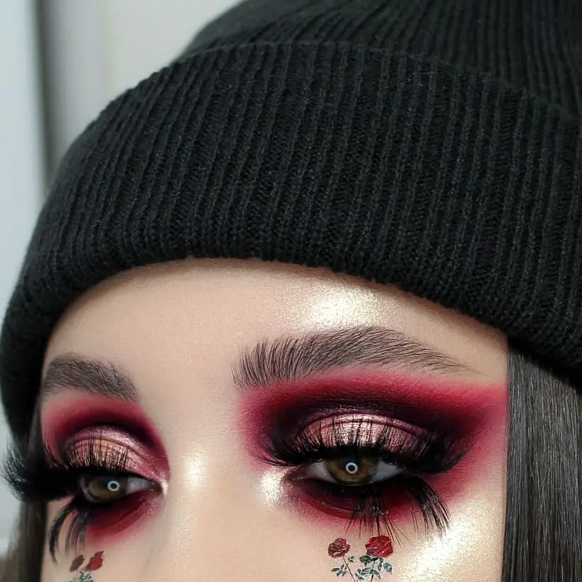 Best Quality Linear Eye Shadow Design Photo For Style Change