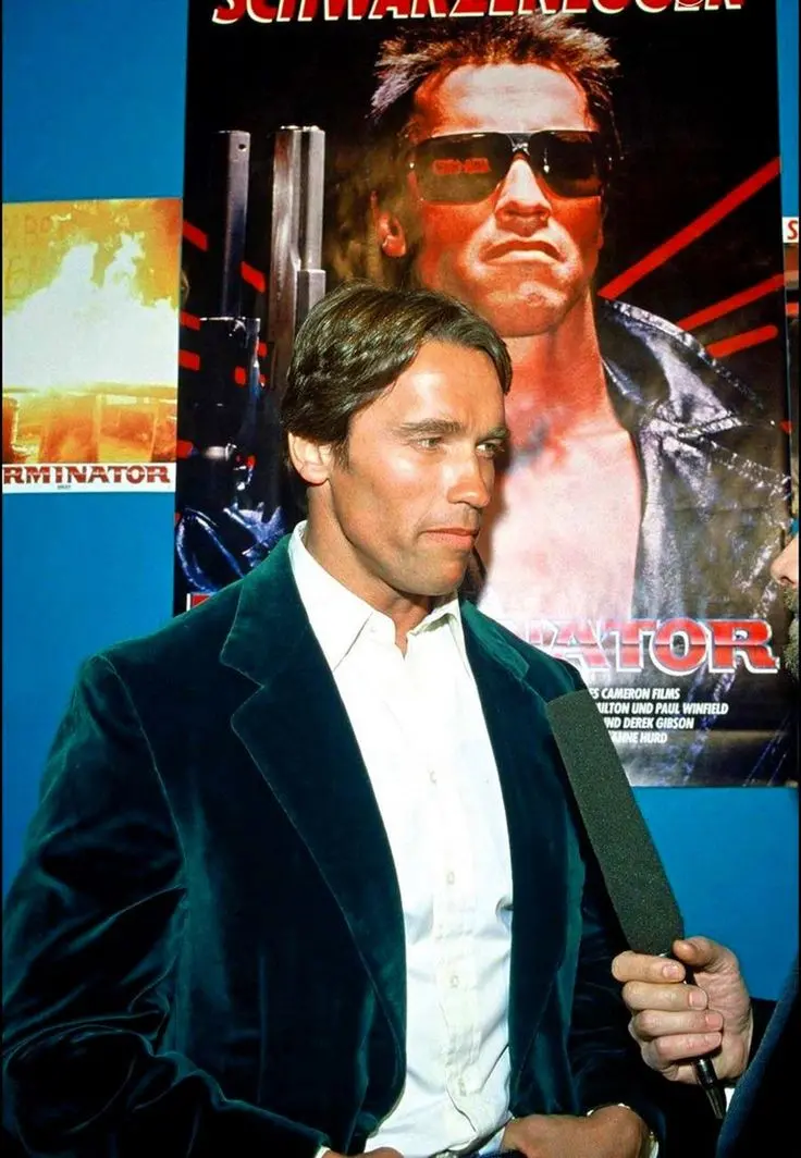 Arnold Schwarzenegger HD Wallpaper For Phones