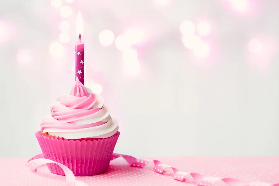 Simple Profile Picture of Strawberry Birthday Cake