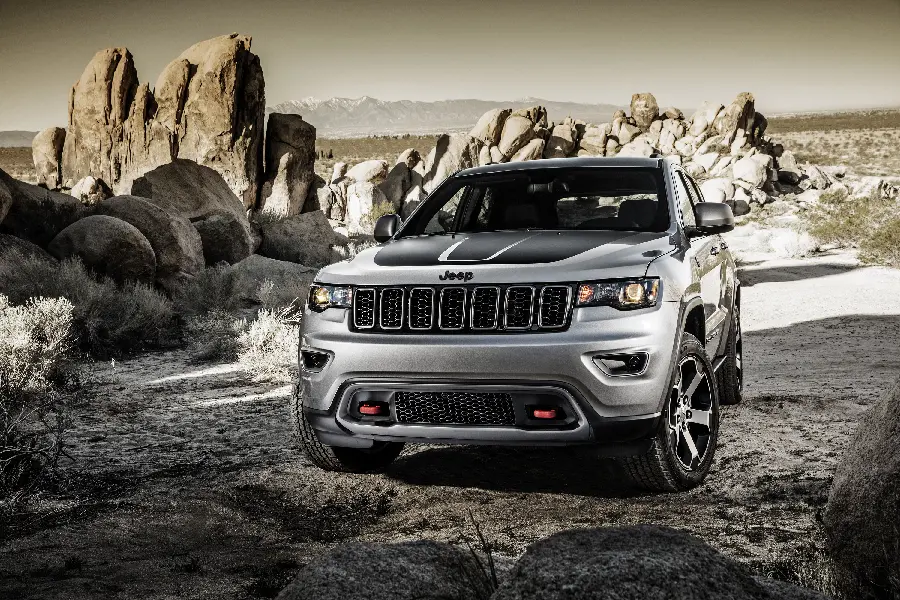 Jeep Grand Cherokee 2020 model photos