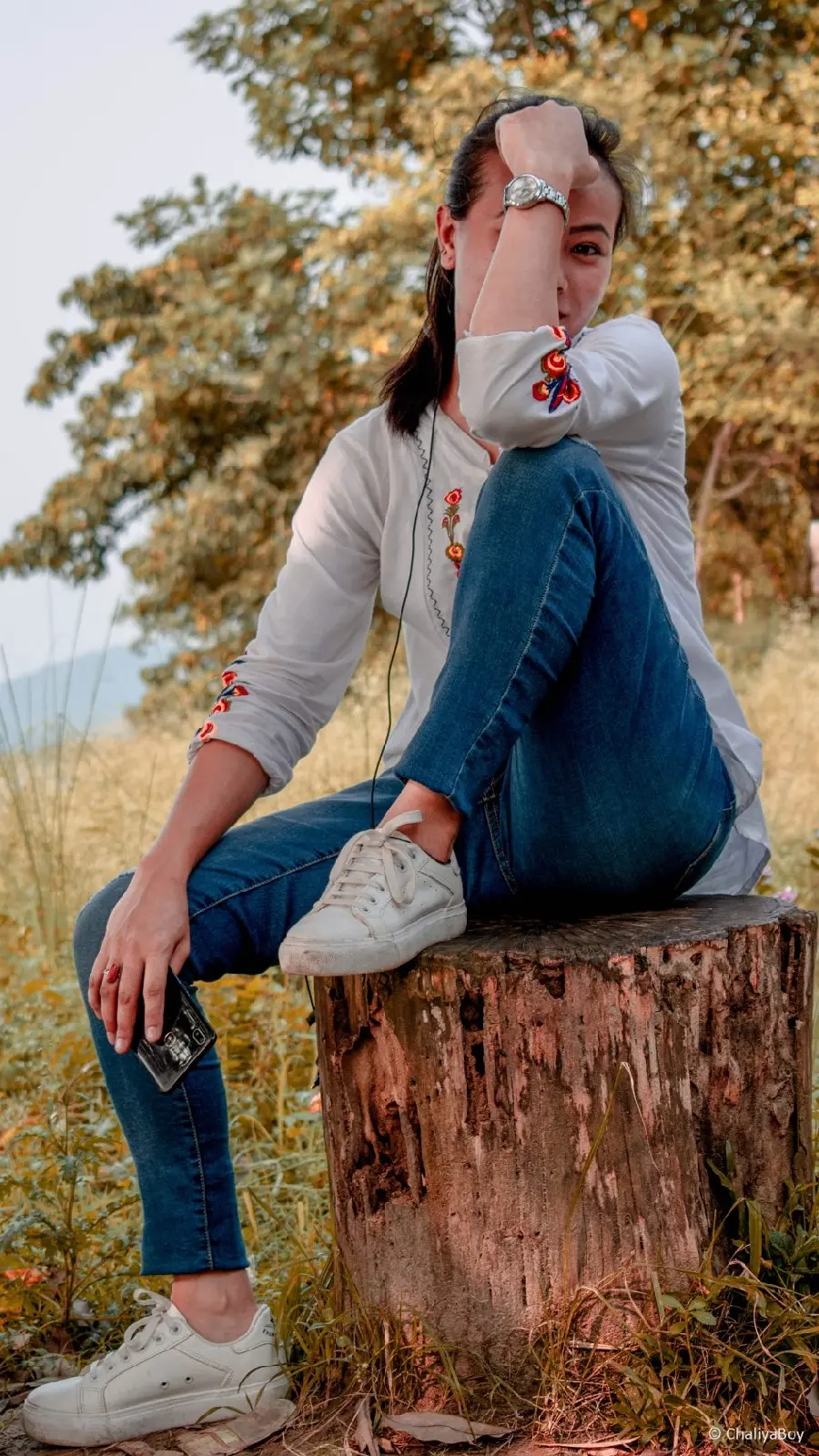 Instagram style girl photography poses for presentations