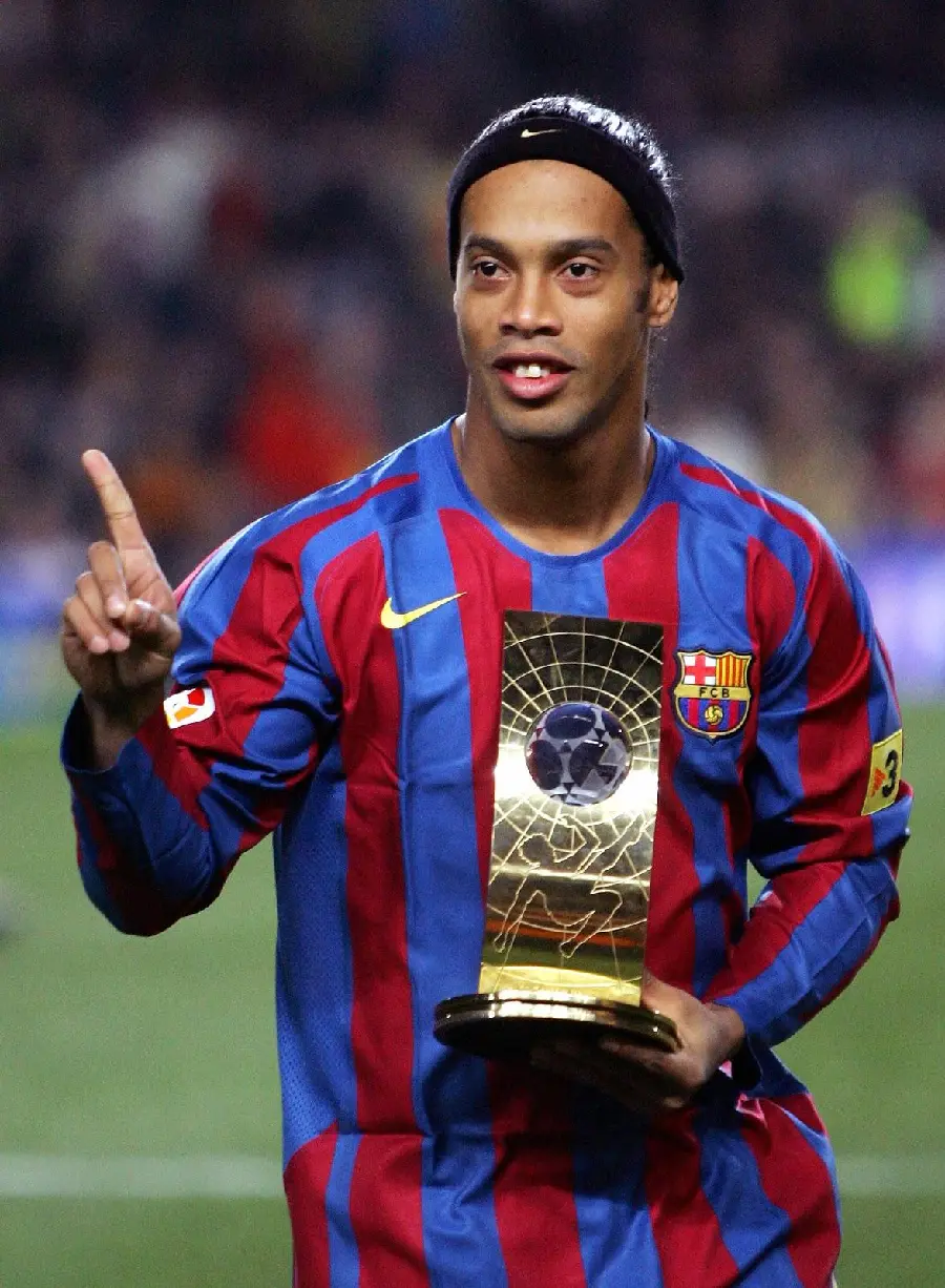 HD wallpaper of Ronaldinho the Poet of Football with excellent quality