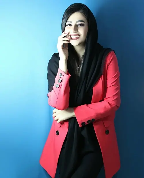 Sarena Amini Iranian comedy blogger and actress high quality image