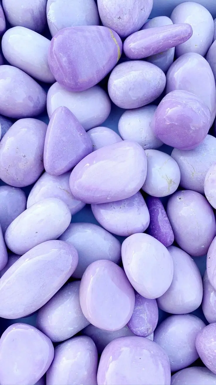 Attractive wallpaper of purple stones