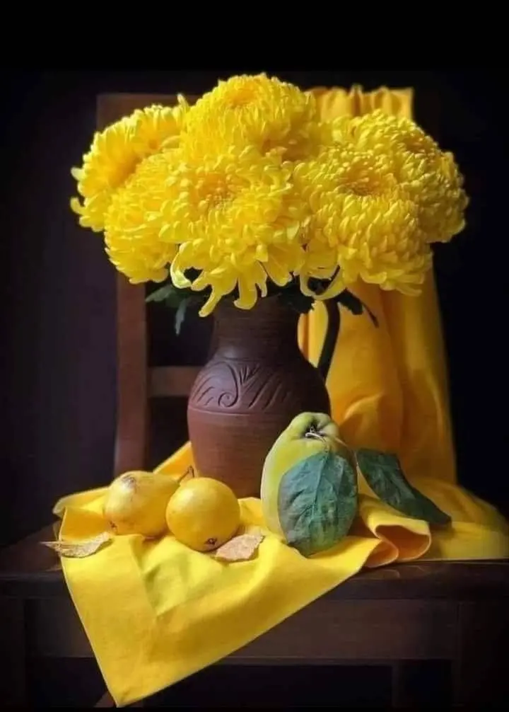 New Image of Yellow Flowers in Chic Pot High Quality