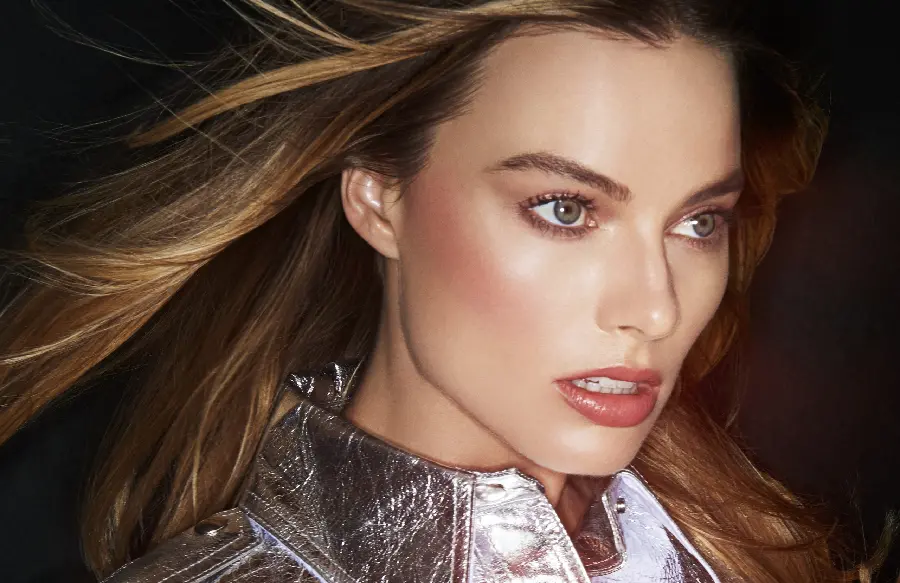 Download Margot Robbie Official Photo
