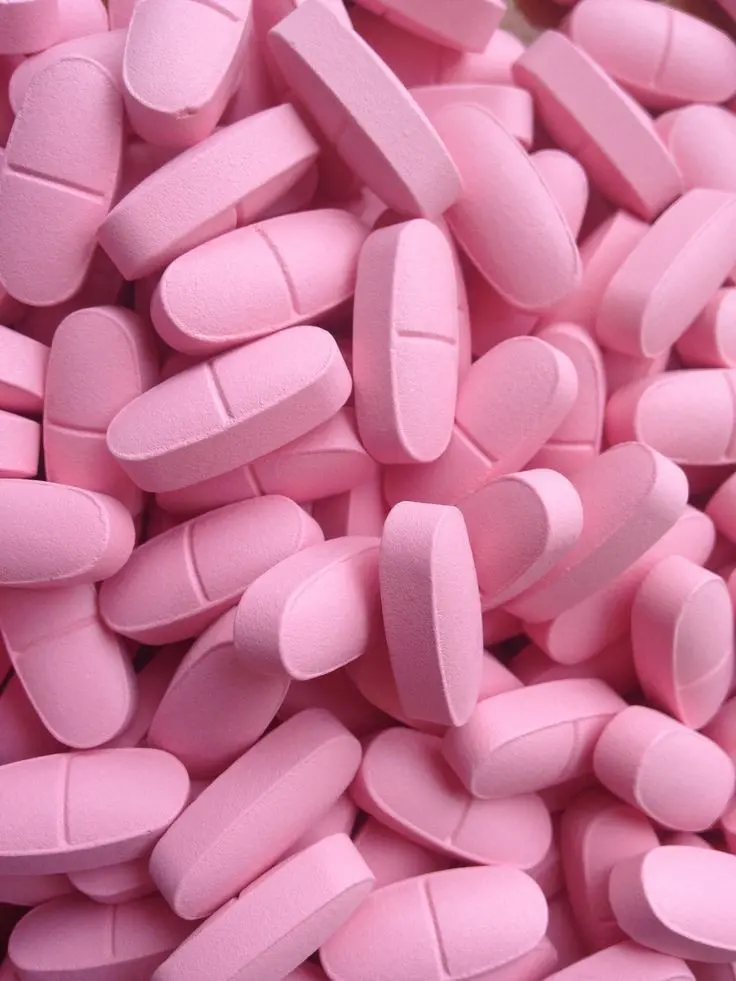 Pink pill profile picture for girls with HD quality