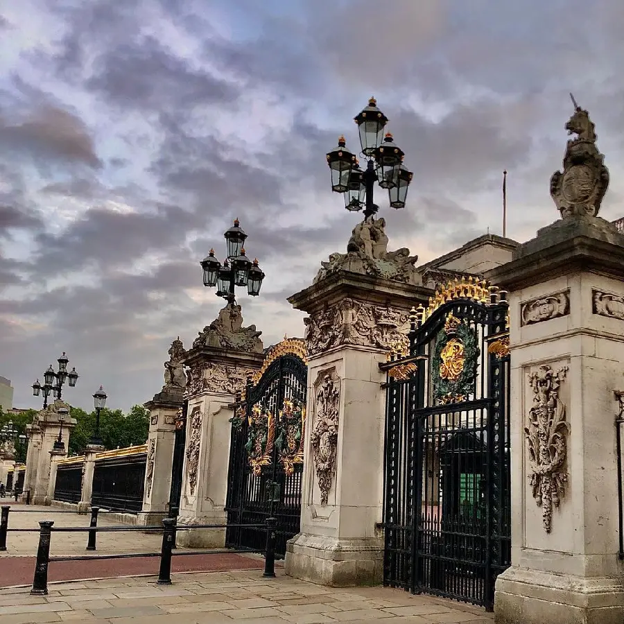 High quality Buckingham Palace photo